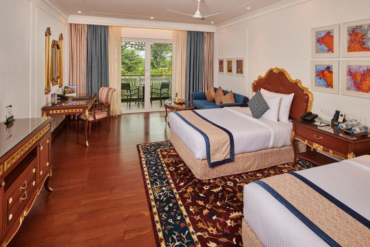 เมย์แฟร์ เลค รีสอร์ต Hotel Raipur  ภายนอก รูปภาพ