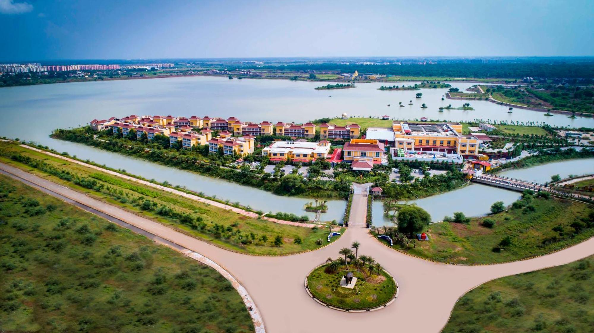 เมย์แฟร์ เลค รีสอร์ต Hotel Raipur  ภายนอก รูปภาพ