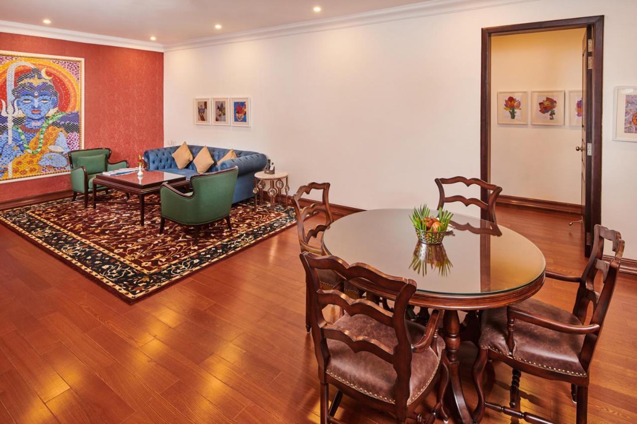 เมย์แฟร์ เลค รีสอร์ต Hotel Raipur  ภายนอก รูปภาพ